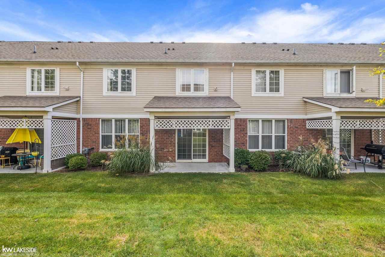 6227 Windemere Lane - Photo 6 of 38