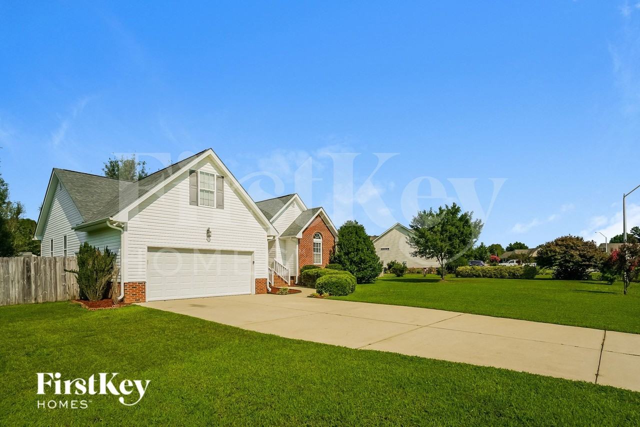 94 Tylerstone Dr - Photo 2 of 15