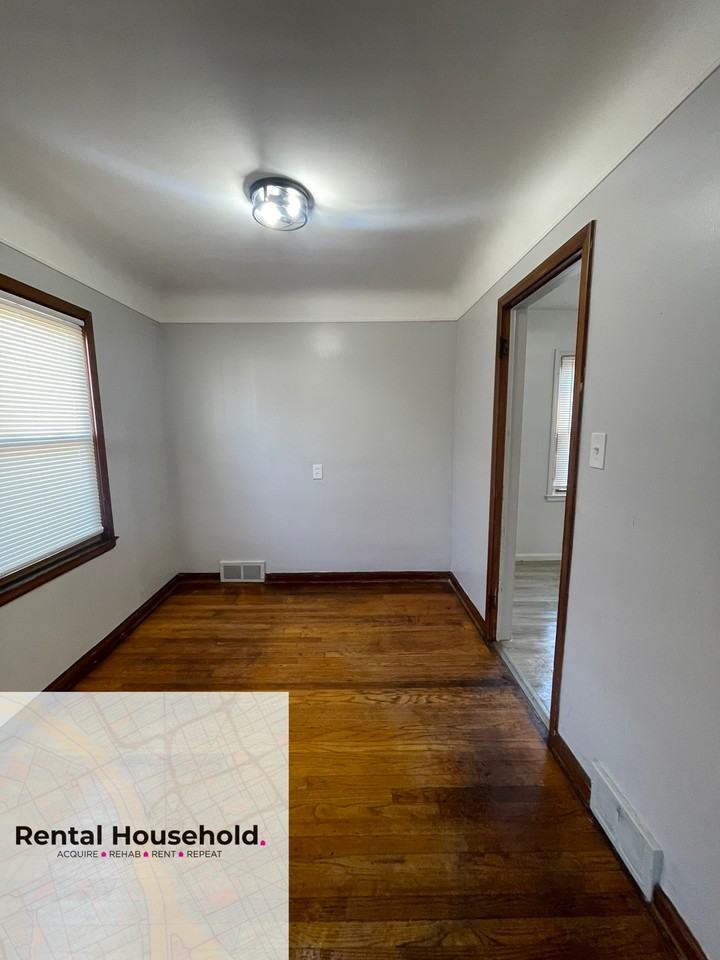 15280 Faircrest Street #1