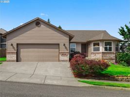 featured image of 15517 Southeast Bybee Drive #1