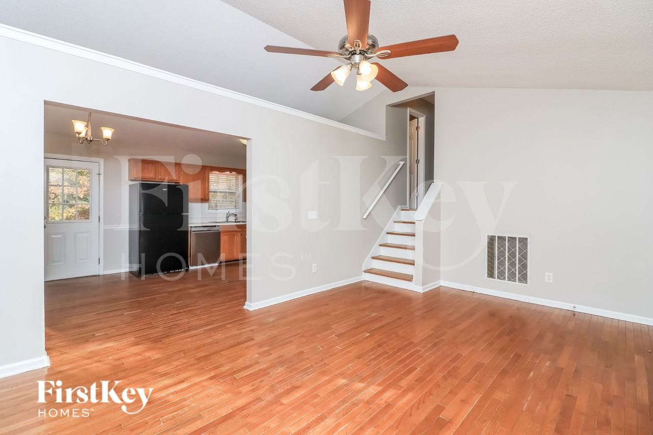 57 Ledbetter Pl - Photo 3 of 19