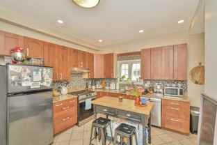 Pearl Street - Photo 1 of 1