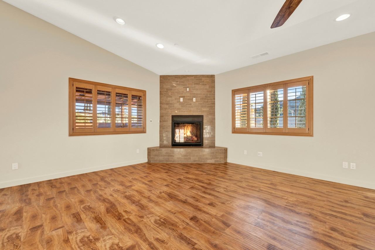 7957 Bevin Ln - Photo 2 of 10