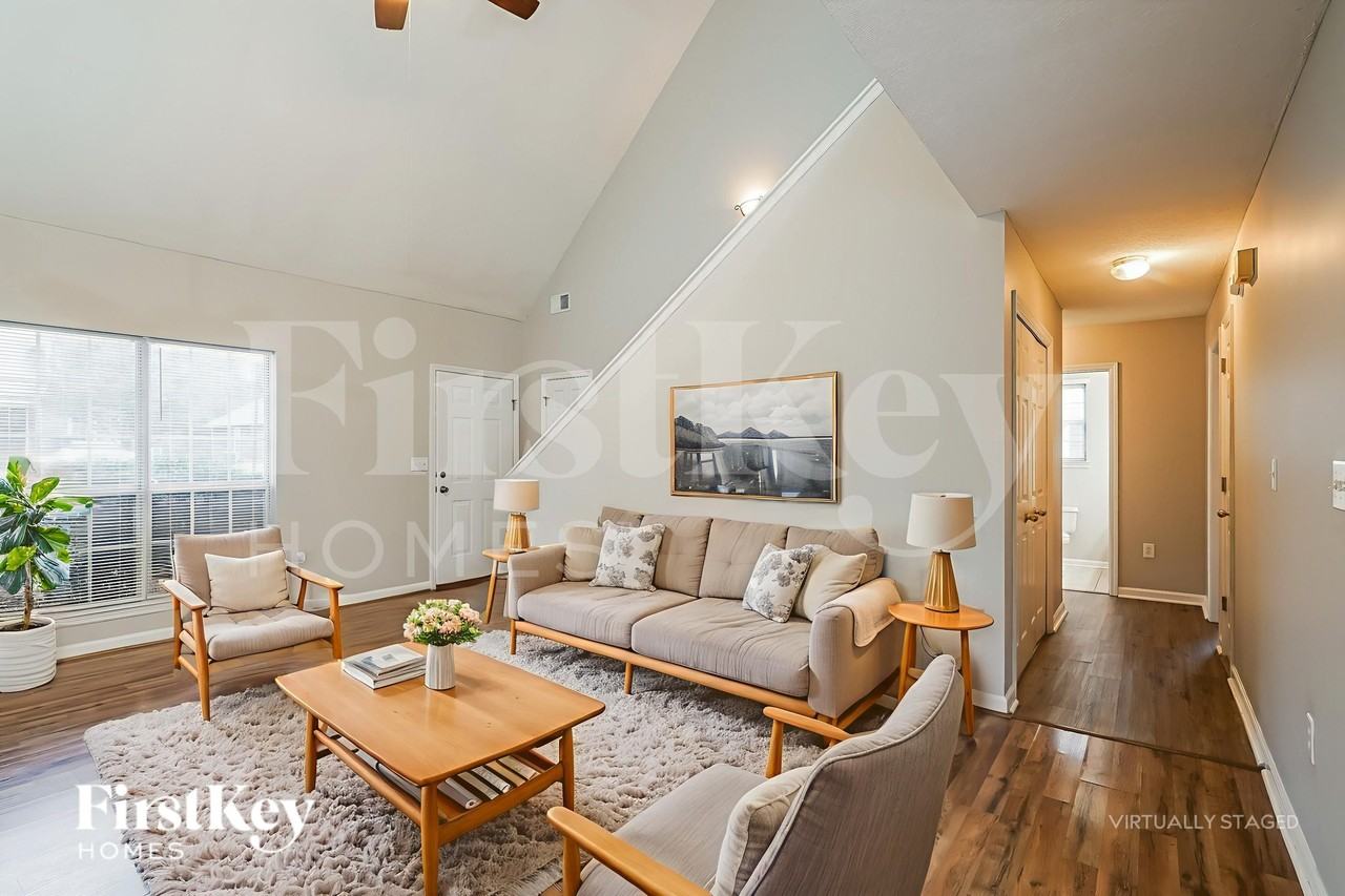 152 Laurel Woods Drive - Photo 5 of 19