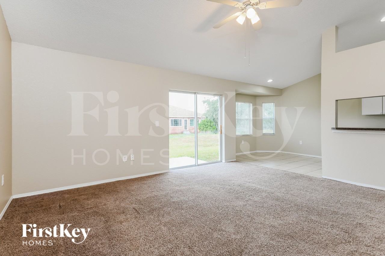 122 Brandy Chase Blvd - Photo 3 of 16