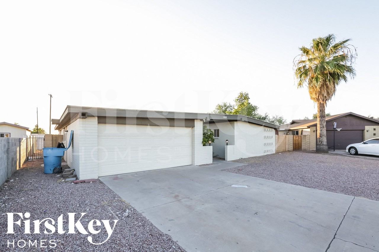 12028 North 30th Drive - Photo 2 of 15