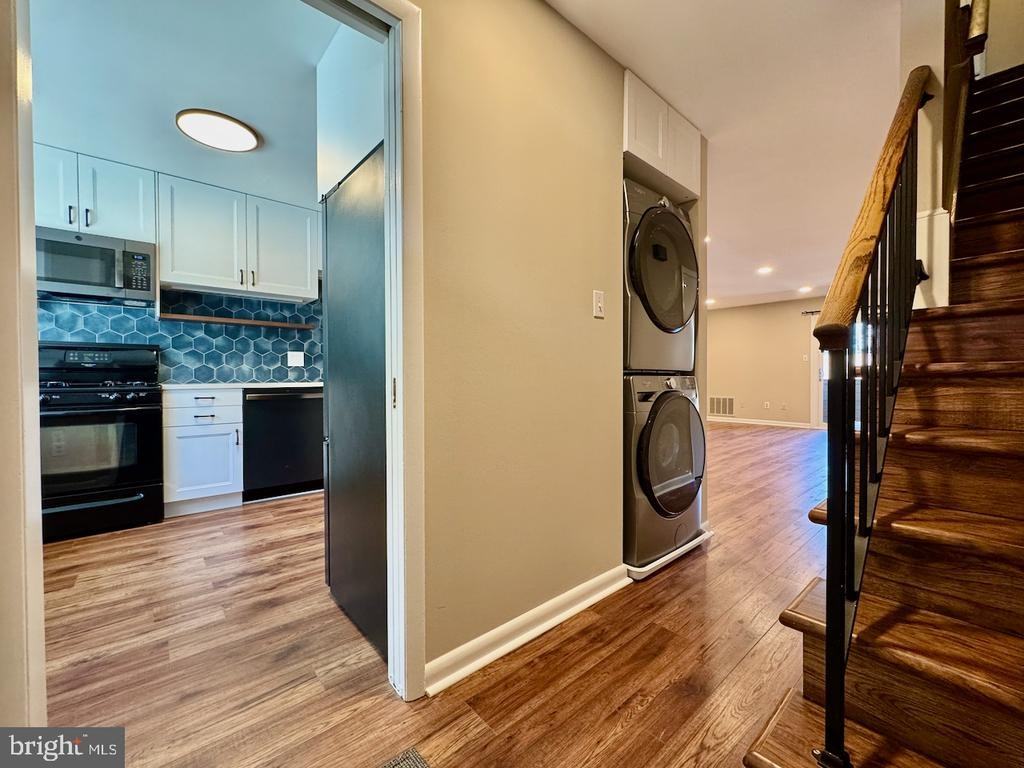 3885 Steppes Court - Photo 5 of 50