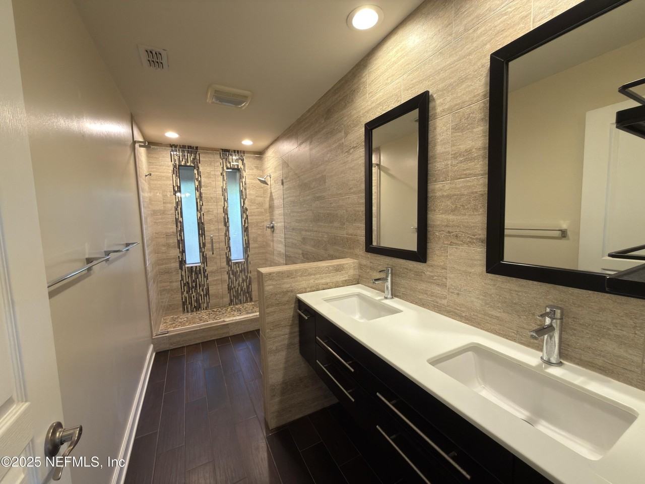 93 Abalone Lane East - Photo 7 of 23