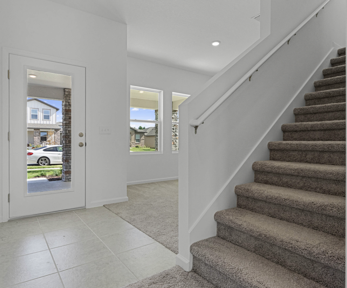 2147 Minneola St - Photo 5 of 25