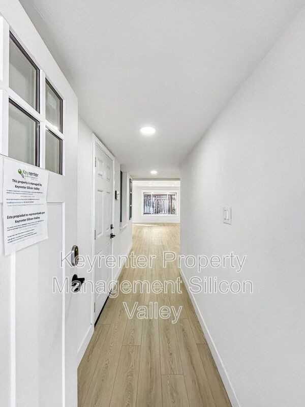 803 Corlista Drive - Photo 2 of 19