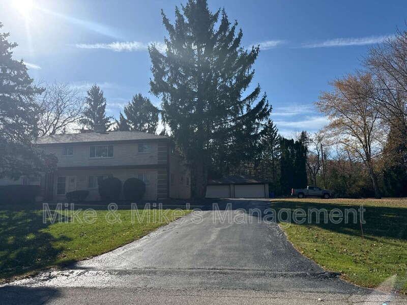 15315 Marilyn Drive #4 - Photo 2 of 10