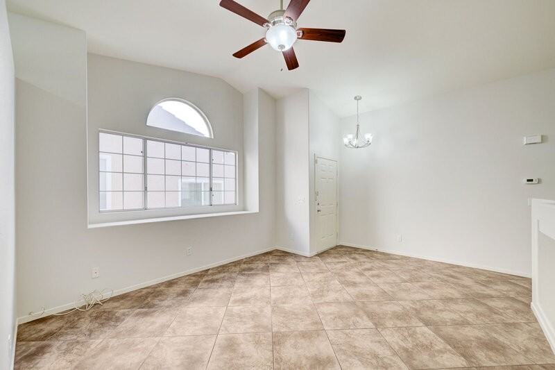 1813 Lyell Canyon Ln - Photo 7 of 33