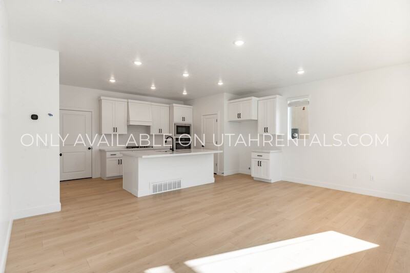 65 S Lunar Way - Photo 4 of 33