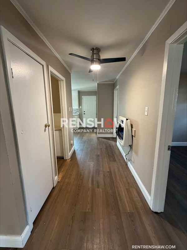 913 Harrell Ave - Photo 3 of 42