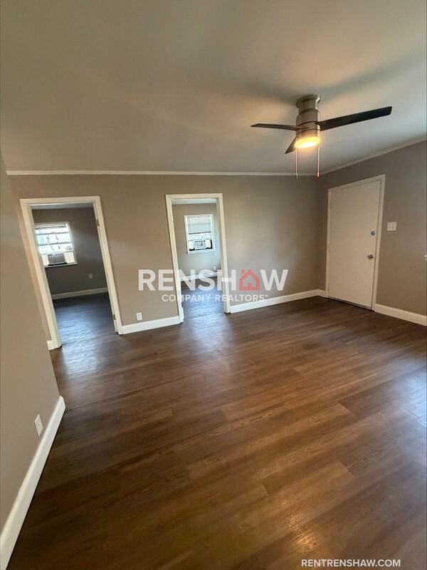 913 Harrell Ave - Photo 4 of 42