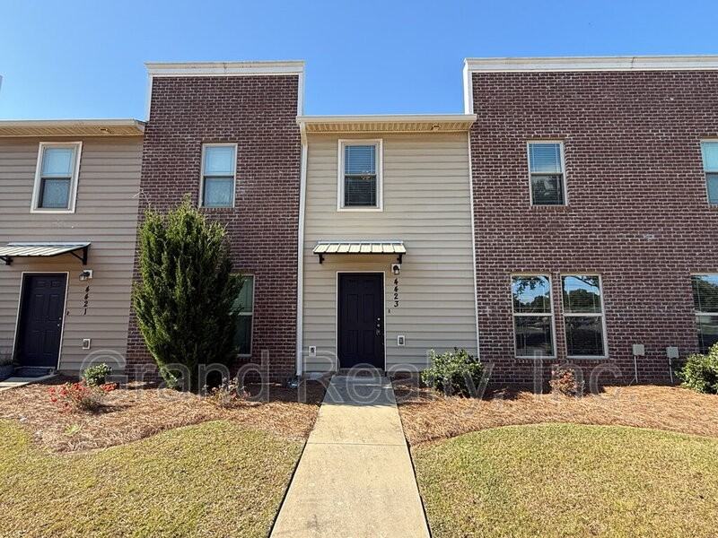 4423 Village Oak Lane - Photo 2 of 25