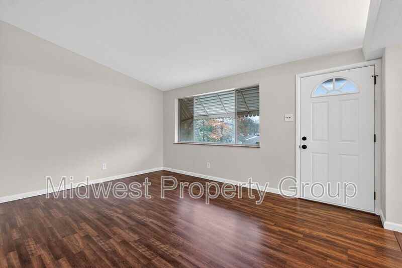 4401 O Neill Avenue - Photo 2 of 41