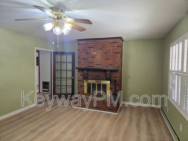 161 Hickory Drive - Photo 4 of 13