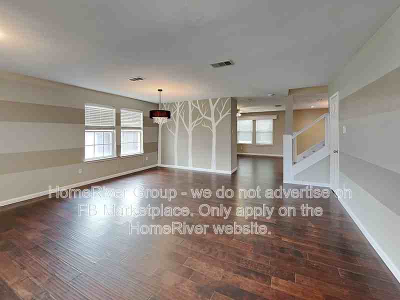 2310 Tan Oak Dr - Photo 5 of 33