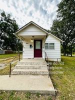 featured image of 2604 Oak Street