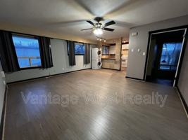 featured image of 1292 Lawrence Avenue