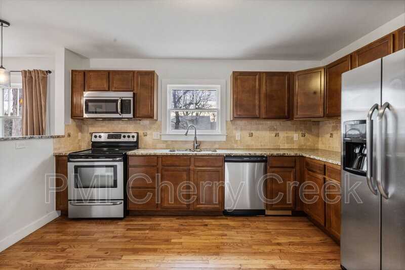 3195 Fenton St - Photo 6 of 25