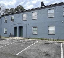featured image of 2325 W Pensacola St #136