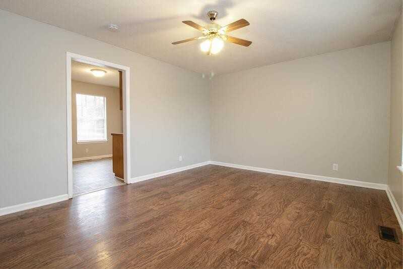 632 Artic Avenue - Photo 2 of 16