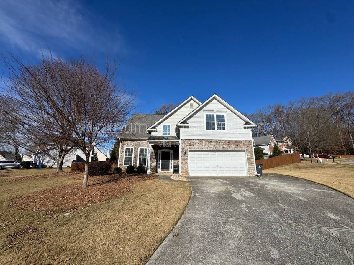 231 Beckenham Ln - Photo 2 of 10