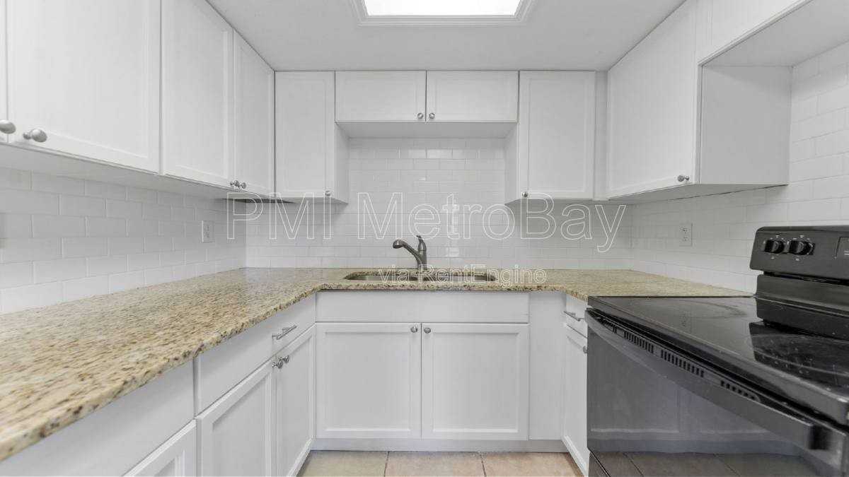 309 309 W S Ave - Photo 2 of 10