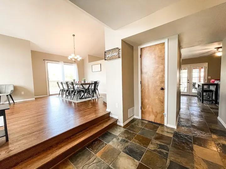 15235 Diamondhead Ct - Photo 2 of 30