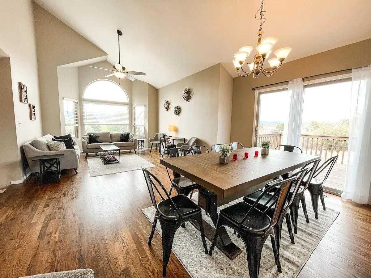 15235 Diamondhead Ct - Photo 5 of 30