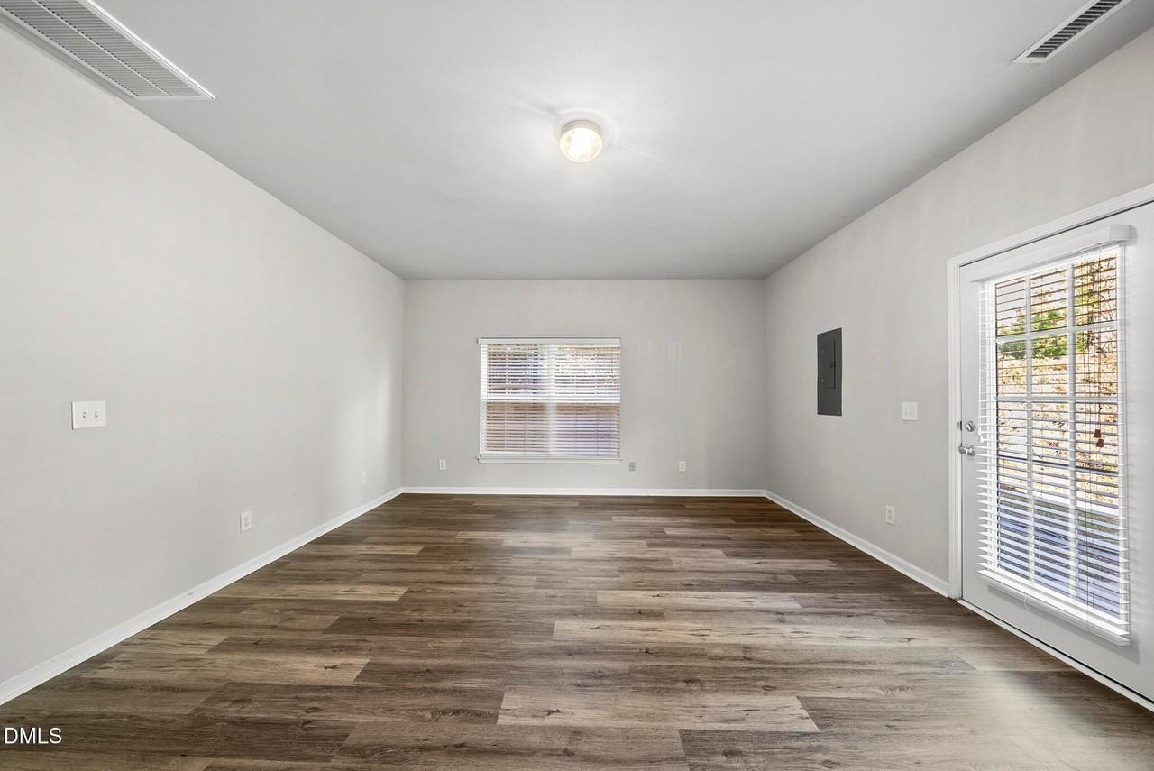 2615 Wyntercrest Ln - Photo 7 of 34