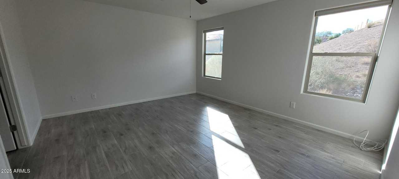 640 Vista Del Rio Court - Photo 4 of 11