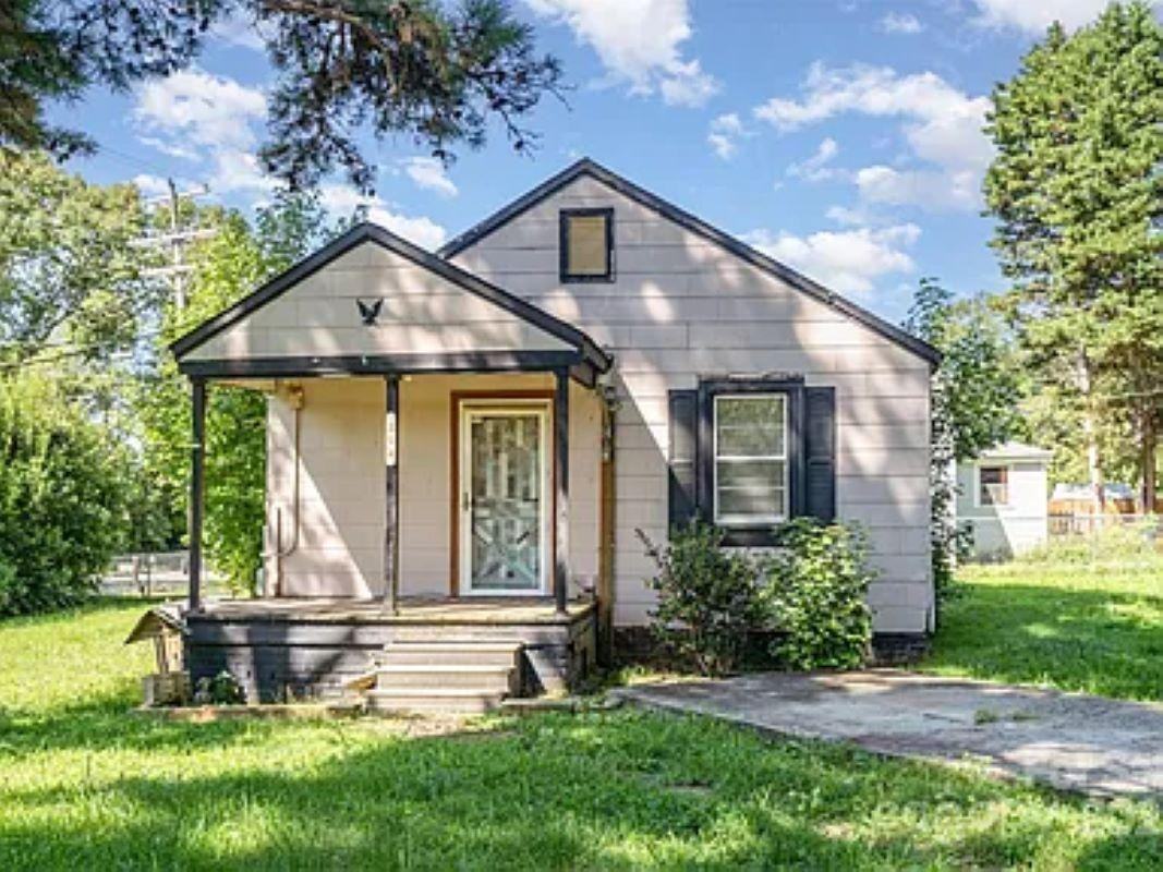 202 Hovis Road - Photo 3 of 18