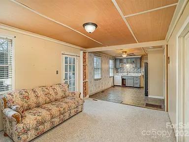 202 Hovis Road - Photo 5 of 18