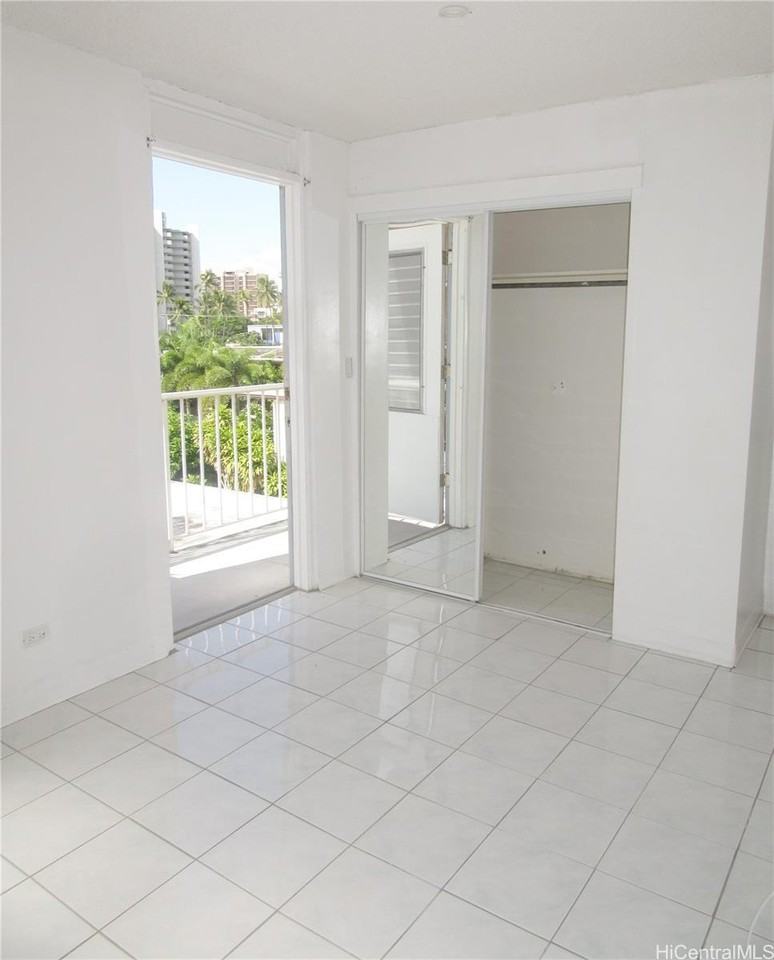 1127 Davenport Street #406 - Photo 3 of 21