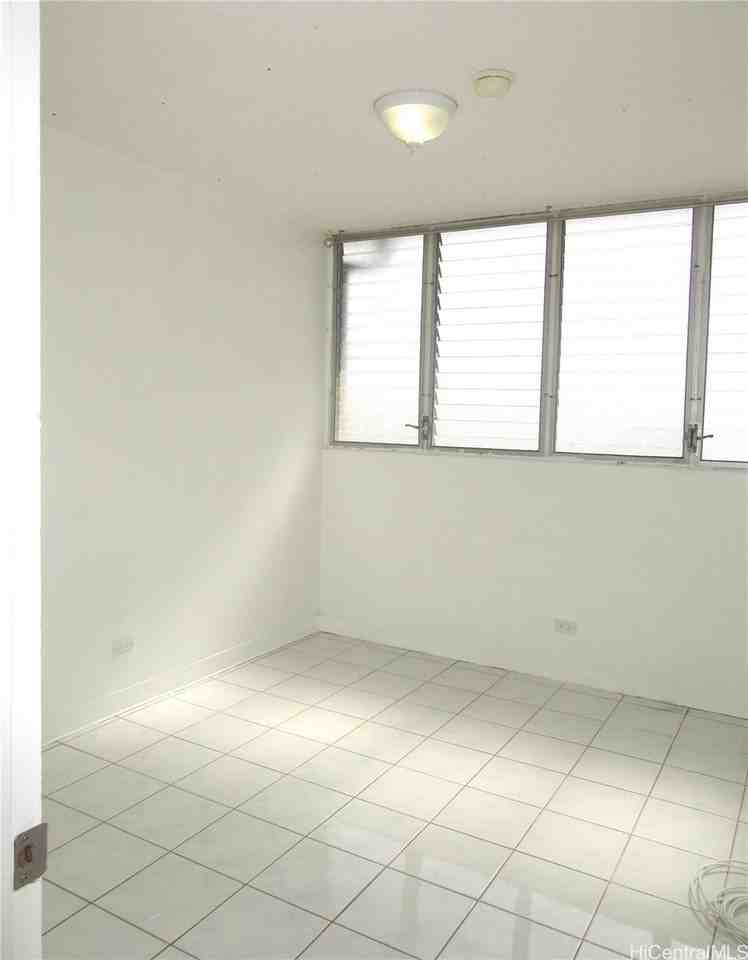 1127 Davenport Street #406 - Photo 5 of 21