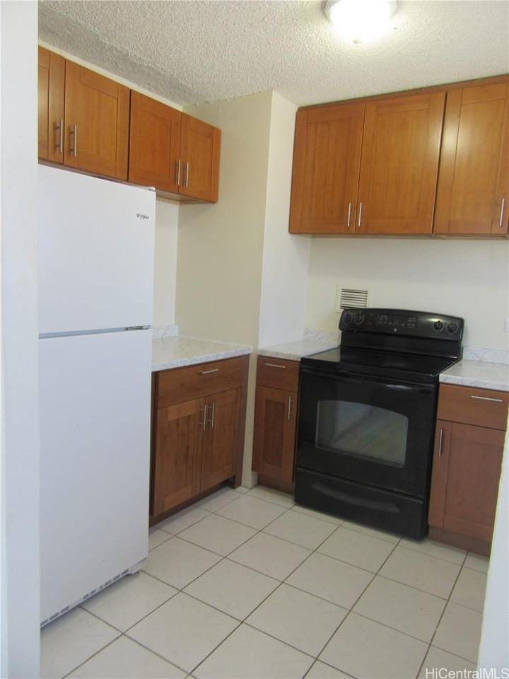 1127 Davenport Street #406 - Photo 7 of 21