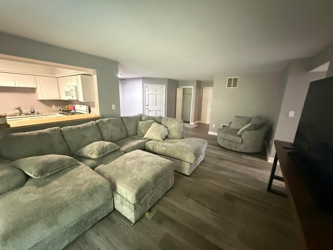 710 Knoxbury Lane #1 - Photo 2 of 12