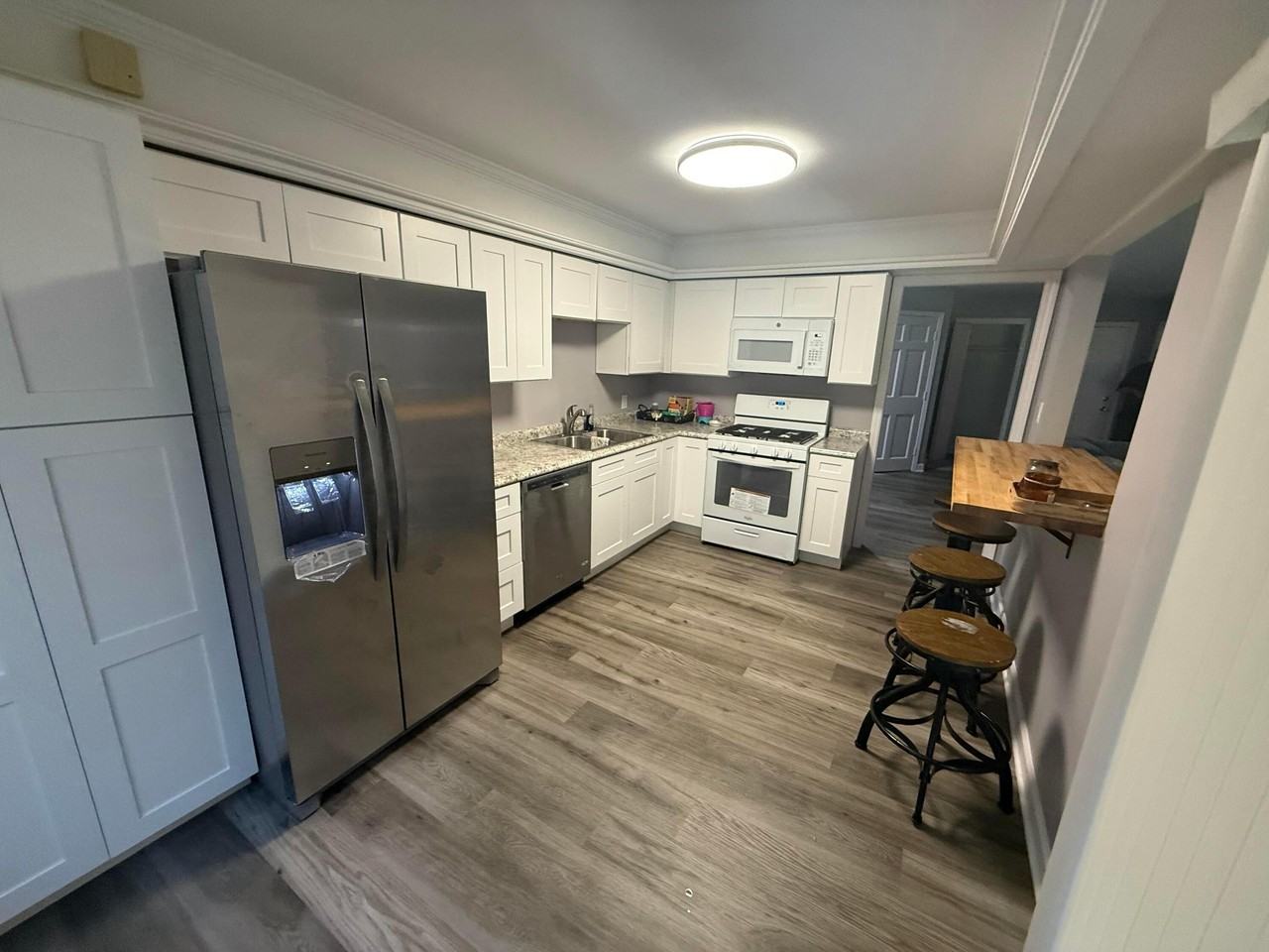 710 Knoxbury Lane #1 - Photo 3 of 12