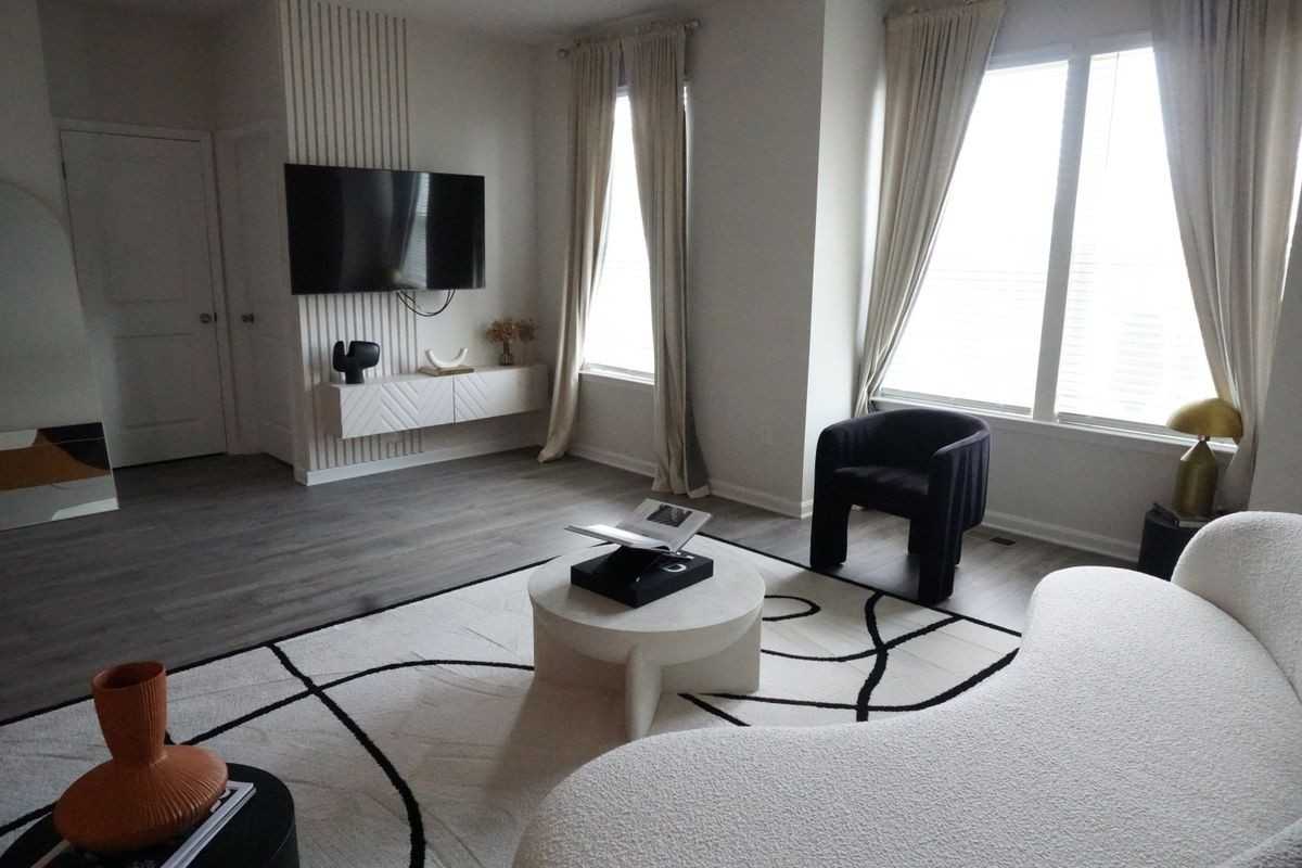 9715 Summerton Drive - Photo 3 of 9