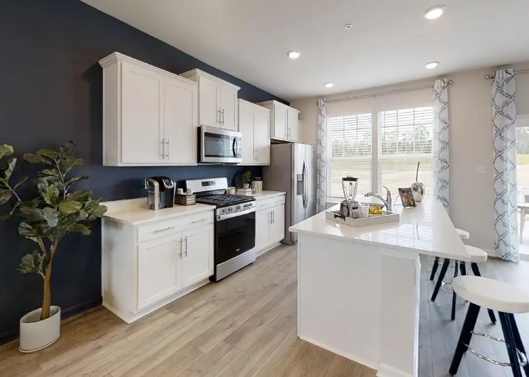 9715 Summerton Drive - Photo 6 of 9