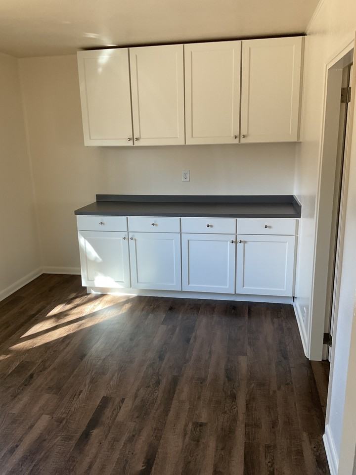 1940 South Cedar Avenue - Photo 4 of 21