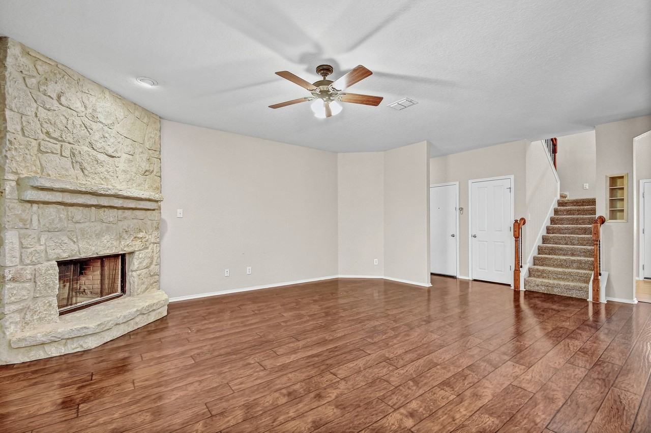 9211 Rainbow Creek - Photo 6 of 32