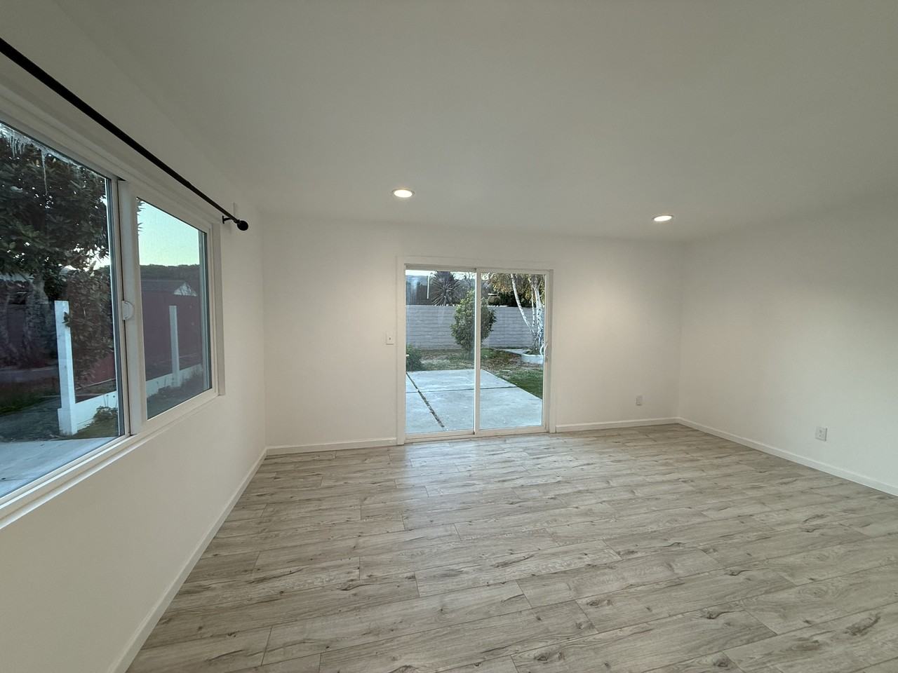 1408 West Walnut Avenue - Photo 3 of 16