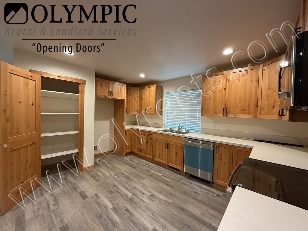 309 North 6th Avenue Southwest - Photo 7 of 22