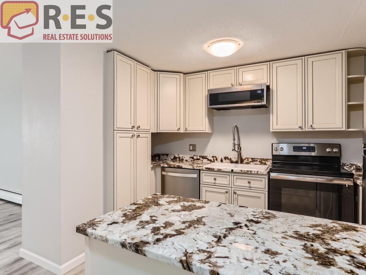 1029 East 8th Avenue #502 - Photo 5 of 26