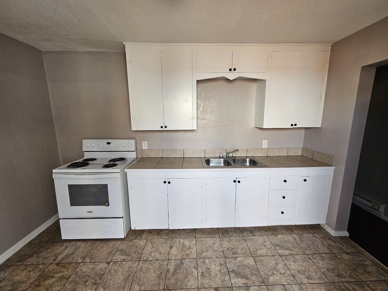 2017 North Page Avenue - Photo 2 of 15