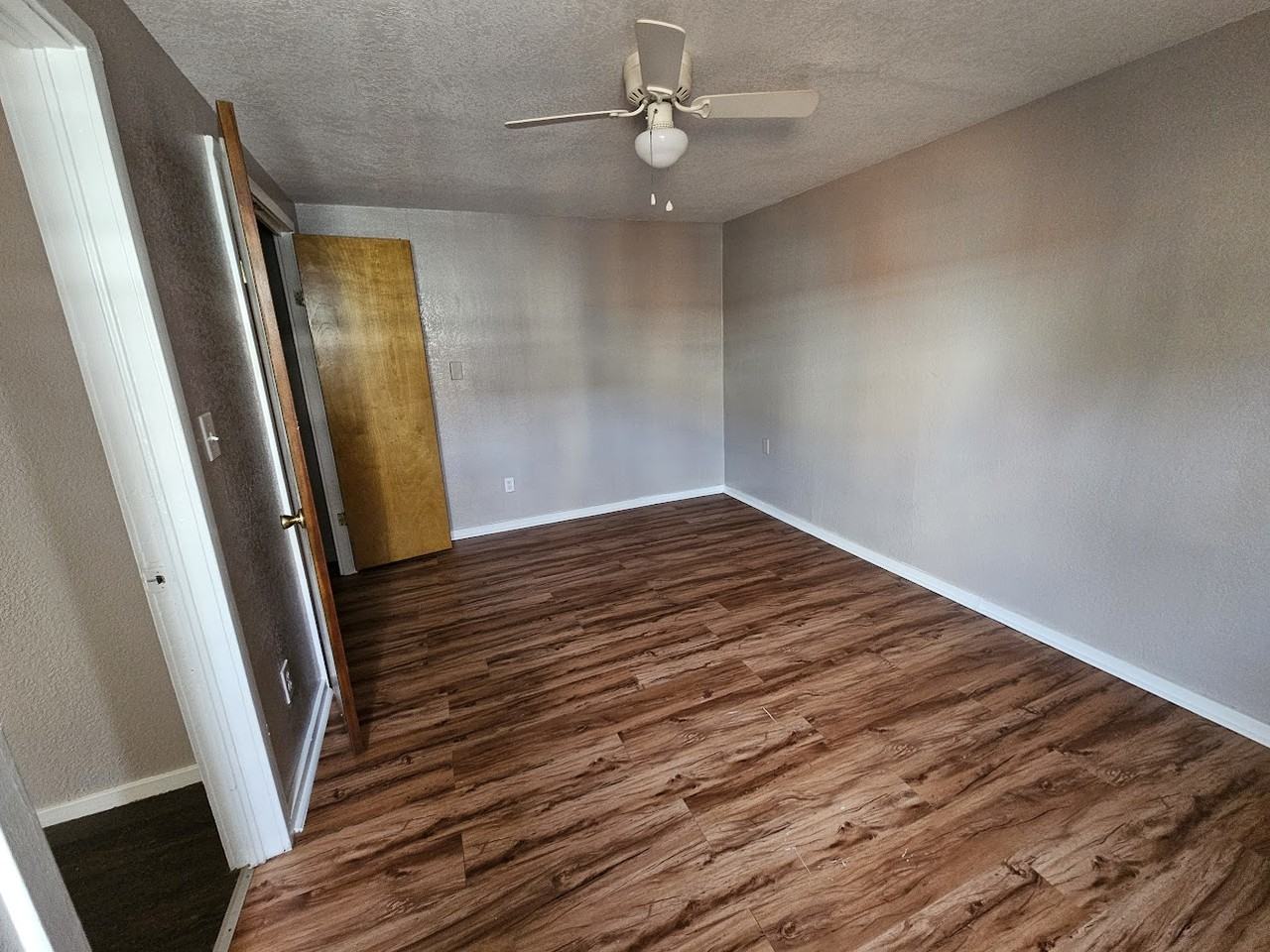 2017 North Page Avenue - Photo 7 of 15